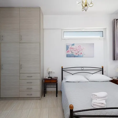 Apartment Vourvahis Seaview Karoti (Crete)
