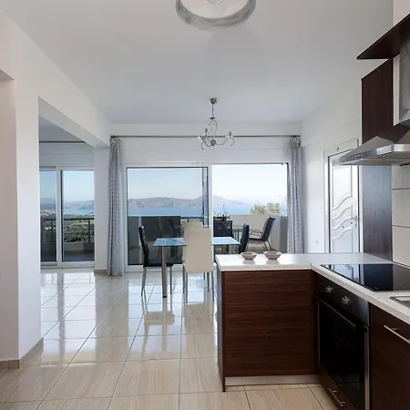 Vourvahis Seaview Apartment *